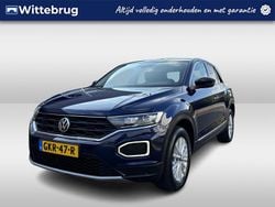 Blauw Gebruikt 2020 VW T-Roc Style SUV | € 19.950 (Goede deal)