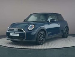 Blauw Nieuw 2025 Mini Cooper Favoured Hatchback | € 38.200 (Eerlijke prijs)