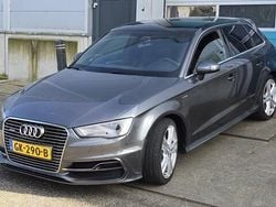 Grijs Gebruikt 2015 Audi A3 Sportback Ambition Hatchback | € 14.749