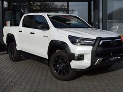 Wit Gebruikt 2023 Toyota HiLux Pickup | € 54.995 (Duur)