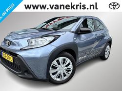 Grijs Nieuw 2025 Toyota Aygo Play Hatchback | € 21.090 (Iets duurder)