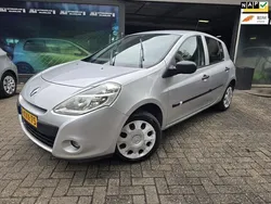 Grijs Gebruikt 2010 Renault Clio II Business Hatchback | € 3.850 (Eerlijke prijs)