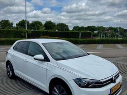 Gebruikt 2018 VW Polo Comfortline Sedan | € 9.900 (Duur)