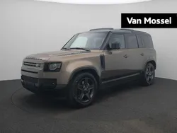 Bruin Gebruikt 2025 Land Rover Defender SE Dynamic SUV | € 93.940 (Super prijs)