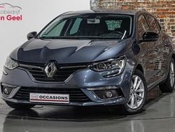 Grijs Gebruikt 2018 Renault Mégane IV LIMITED Hatchback | € 10.895 (Eerlijke prijs)