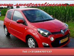 Rood Gebruikt 2012 Renault Twingo Collection Hatchback | € 3.250 (Eerlijke prijs)