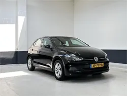 Zwart, metallic lak Gebruikt 2018 VW Polo Comfortline Hatchback | € 16.449 (Goede deal)