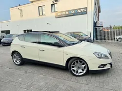 Wit Gebruikt 2008 Lancia Delta Sedan | € 1.950