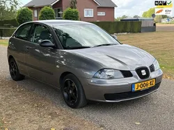 Grijs Gebruikt 2003 Seat Ibiza Stella Hatchback | € 995 (Goede deal)