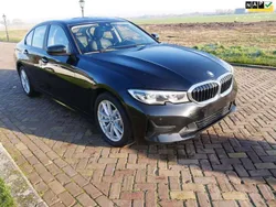 Grijs Gebruikt 2019 BMW 330e Sedan | € 21.780