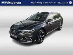 Grijs Gebruikt 2021 VW Passat Business Stationwagen | € 29.950 (Iets duurder)