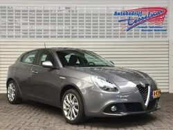 Grijs Gebruikt 2017 Alfa Romeo Giulietta Distinctive Hatchback | € 14.600 (Eerlijke prijs)