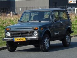 Groen Gebruikt 2003 Lada niva SUV | € 3.499