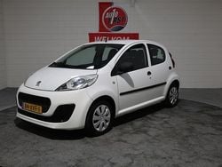 Wit Gebruikt 2012 Peugeot 107 Hatchback | € 4.950 (Eerlijke prijs)