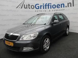 Grijs Gebruikt 2010 Skoda Octavia Business Line Stationwagen | € 2.990 (Goede deal)