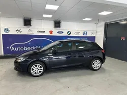 Blauw Gebruikt 2018 Opel Astra Edition Hatchback | € 8.999 (Goede deal)