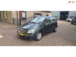 Groen Gebruikt 2010 Mercedes B180 Business MPV | € 5.750 (Eerlijke prijs)