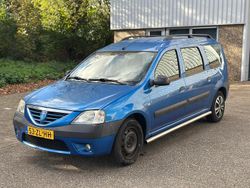 Blauw Gebruikt 2008 Dacia Logan MCV Lauréate MPV | € 1.450