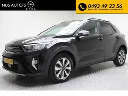 Zwart, metallic lak Gebruikt 2021 Kia Stonic SUV | € 23.350 (Eerlijke prijs)