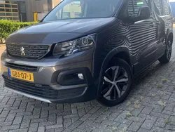 Grijs Gebruikt 2019 Peugeot Rifter GT-line MPV | € 17.950 (Eerlijke prijs)