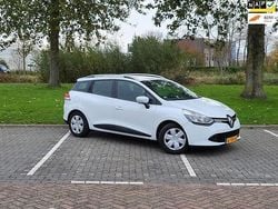 Wit Gebruikt 2014 Renault Clio GrandTour Expression Stationwagen | € 5.199 (Eerlijke prijs)
