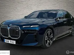 Blauw Gebruikt 2024 BMW M760e Executive Sedan | € 114.950