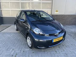 Grijs Gebruikt 2010 Toyota Aygo Comfort Hatchback | € 6.250 (Duur)