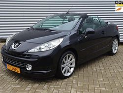 Zwart (metallic) Gebruikt 2009 Peugeot 207 CC Roland Garros Cabriolet | € 4.950 (Eerlijke prijs)