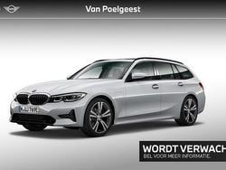 Grijs Gebruikt 2021 BMW 330 Executive Stationwagen | € 32.900 (Goede deal)