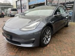 Grijs Gebruikt 2019 Tesla Model 3 Long Range AWD Sedan | € 18.275 (Goede deal)