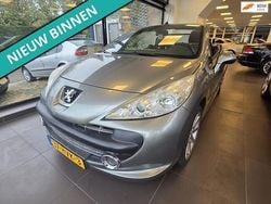 Grijs Gebruikt 2009 Peugeot 207 CC Roland Garros Cabriolet | € 3.249 (Goede deal)