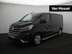 Zwart Gebruikt 2023 Renault Trafic Van | € 18.444 (Goede deal)