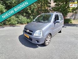 Grijs Gebruikt 2007 Opel Agila Essentia Hatchback | € 1.499 (Eerlijke prijs)