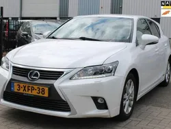 Wit Gebruikt 2014 Lexus CT200h Luxury Line Hatchback | € 13.945
