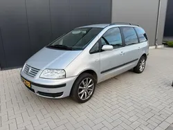 Grijs Gebruikt 2000 VW Sharan Trendline MPV | € 1.950