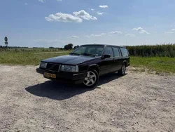 Paars Gebruikt 1997 Volvo 940 Stationwagen | € 4.900