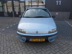 Blauw Gebruikt 2003 Fiat Punto Dynamic Hatchback | € 1.750 (Eerlijke prijs)