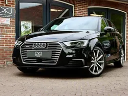 Zwart Gebruikt 2020 Audi A3 Sportback S-Line Hatchback | € 23.900 (Goede deal)