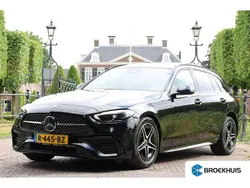Zwart Gebruikt 2022 Mercedes C300e AMG Stationwagen | € 39.800 (Eerlijke prijs)