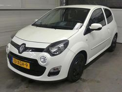 Geel Gebruikt 2012 Renault Twingo Collection Hatchback | € 3.945 (Eerlijke prijs)