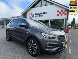 Grijs Gebruikt 2018 Opel Grandland X Innovation SUV | € 18.950 (Eerlijke prijs)