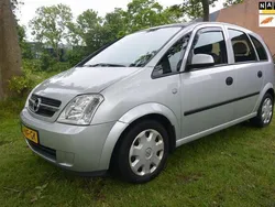 Grijs Gebruikt 2003 Opel Meriva Enjoy MPV | € 1.299 (Eerlijke prijs)