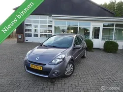 Grijs Gebruikt 2011 Renault Clio II Authentique Hatchback | € 3.995 (Iets duurder)