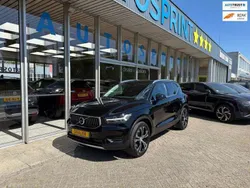 Zwart Gebruikt 2022 Volvo XC40 Inscription SUV | € 31.999 (Goede deal)