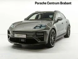 Groen Gebruikt 2025 Porsche Macan Turbo SUV | € 129.750