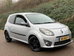Grijs Gebruikt 2009 Renault Twingo Dynamique Hatchback | € 2.490 (Eerlijke prijs)