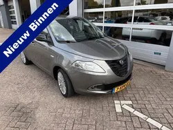 Grijs Gebruikt 2014 Lancia Ypsilon Hatchback | € 5.945 (Eerlijke prijs)