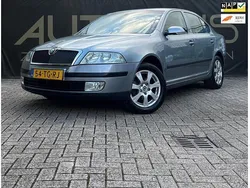 Grijs Gebruikt 2006 Skoda Octavia Elegance Hatchback | € 3.999 (Iets duurder)