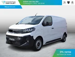 Wit Nieuw 2025 Opel Vivaro-e Combi Van | € 39.162 (Goede deal)