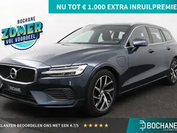 Blauw Gebruikt 2020 Volvo V60 Momentum Stationwagen | € 26.695 (Super prijs)